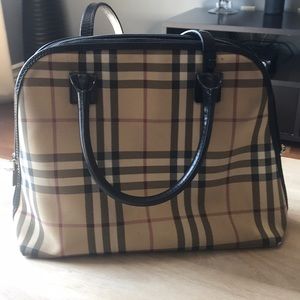 Rare Vintage Burberry Purse